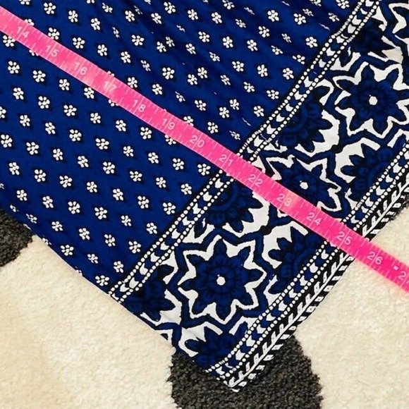 Lucky Women's Small Blue White Black Floral Print Boho Split Neck Blouse Top - Picture 8 of 8